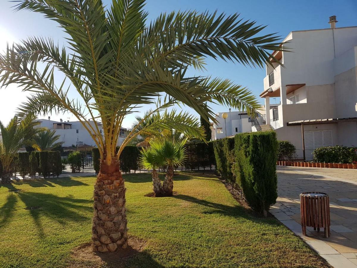 Casa Baja Extraordinaria En Urbanizacion Naturista! Las Bombardas Kültér fotó